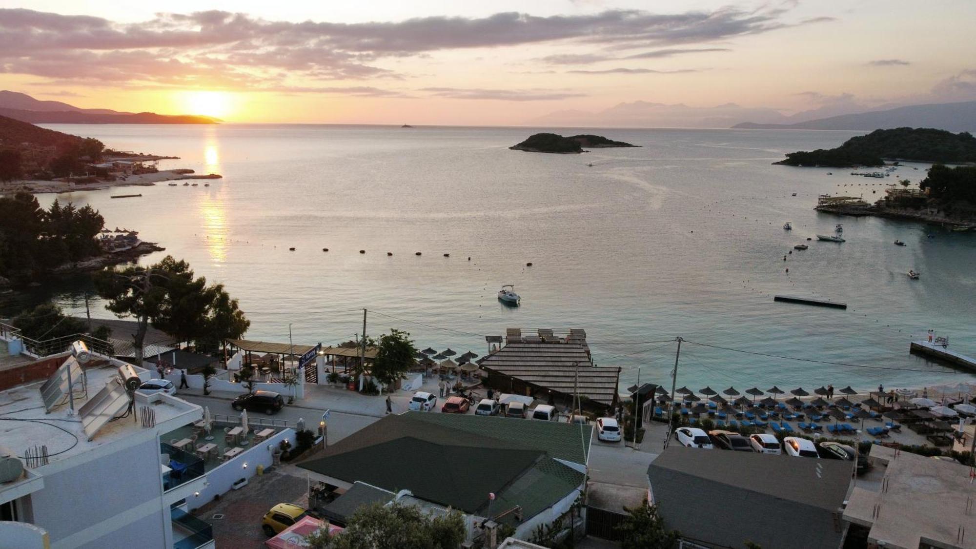 De Luna 4* Ksamil