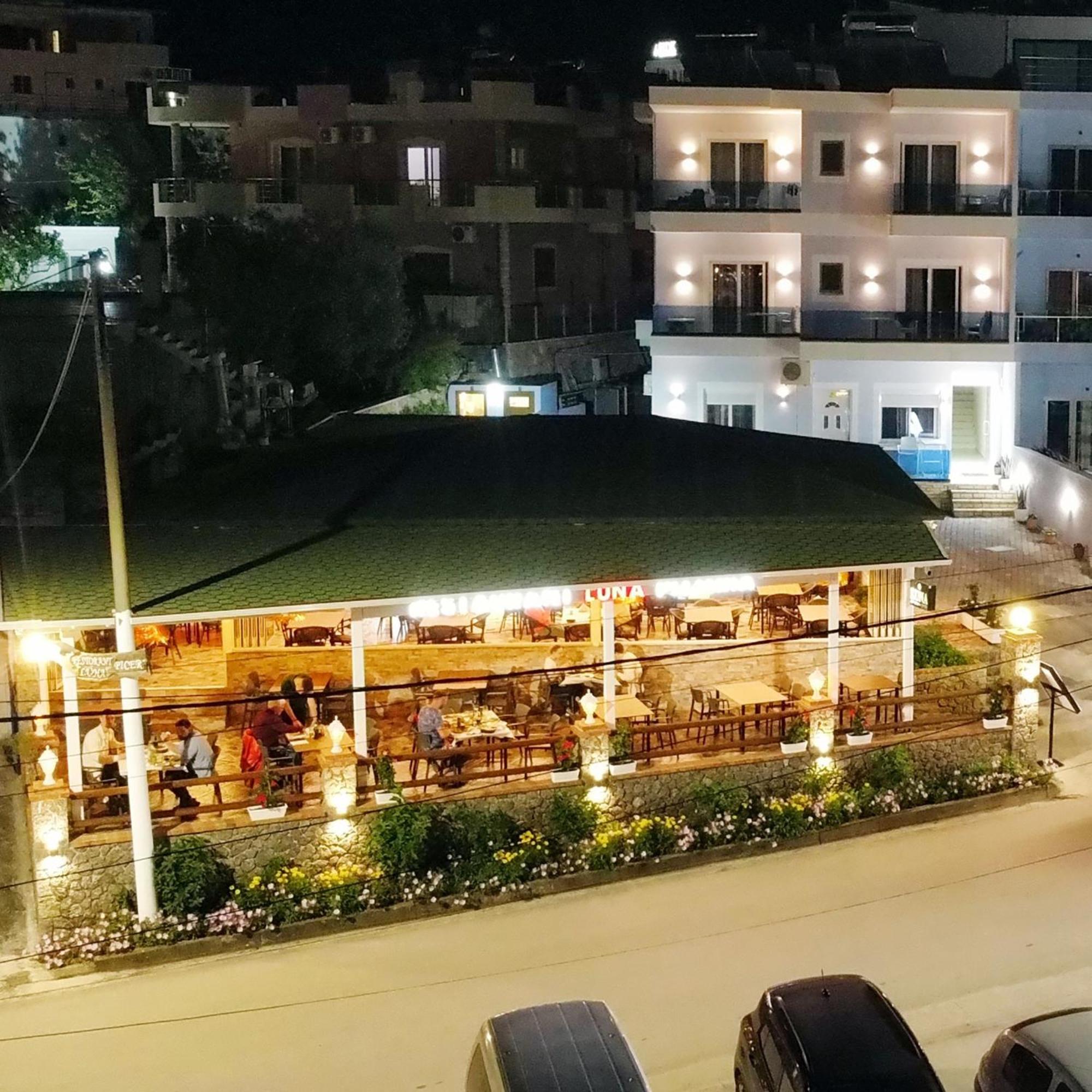 Hotel De Luna 4*